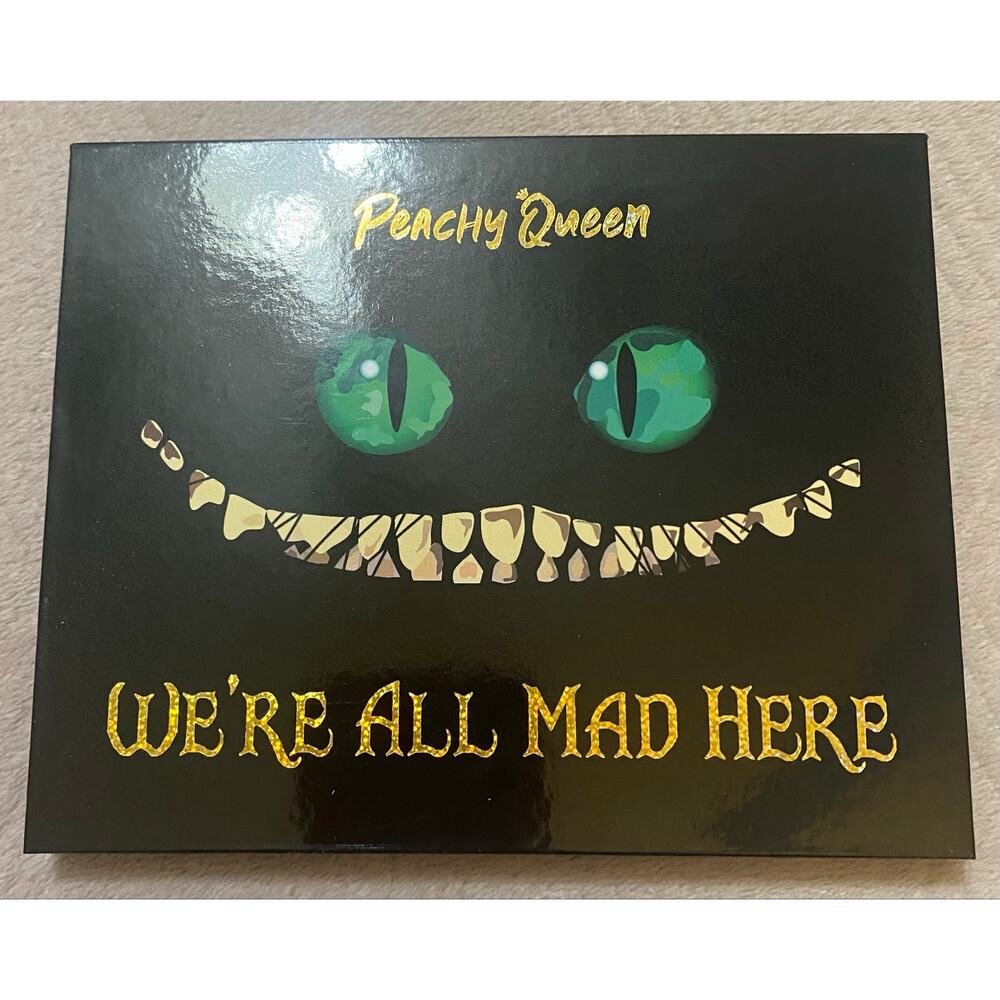 New Peachy Queen ALICE IN WONDERLAND Were all Mad Here Eyeshadow Pallette Wicked